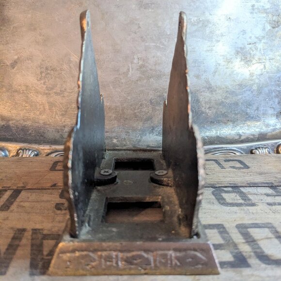 Gold Metal Bee Skep Napkin Holder / Mail Holder ~ Cottagecore - Picture 3 of 6